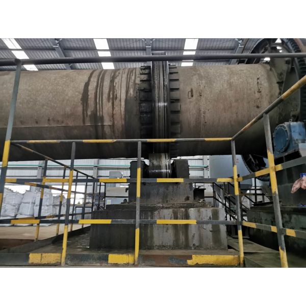 50 Tons Per Hour Rotary Kiln with Spring Steel Plate Or Graphite Block Sealing and Screw Feeder Feeding Equipment