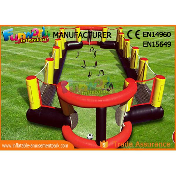 Campo inflável gigante profissional de Foosball azul/verde/amarelo