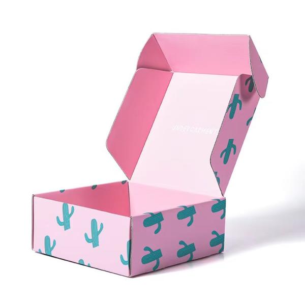 Caixa de calçados de cartão cor-de-rosa
