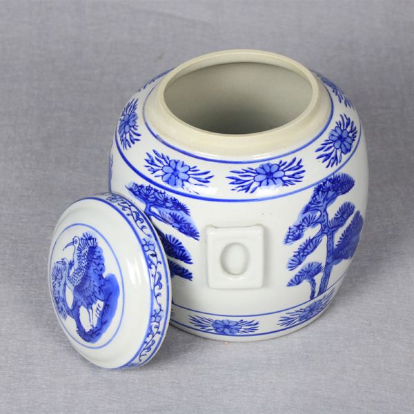 Traditional Blue And White Ceramics Memorial Urn Adult Size Landscape Design