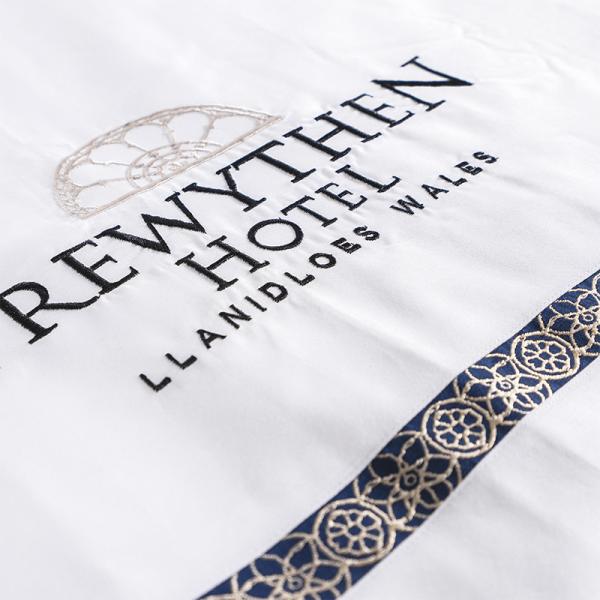Custom 1.0m Hotel Bedding Sets Embroidered Duvet Cover