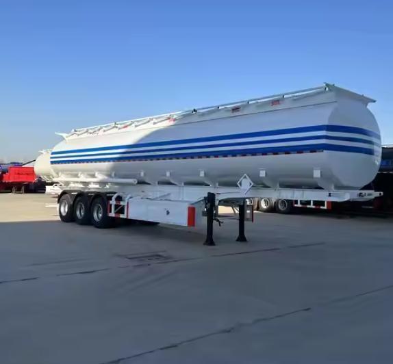 3 Axles 45m3 Tanker Trailer with Jost E100 Landing Gear Transport Oil Diesel Petro Fuel