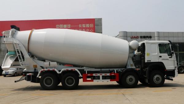 Self Loading Concrete Mixer Truck 4x2 6x4 8x4 With Eton Mixer Pump
