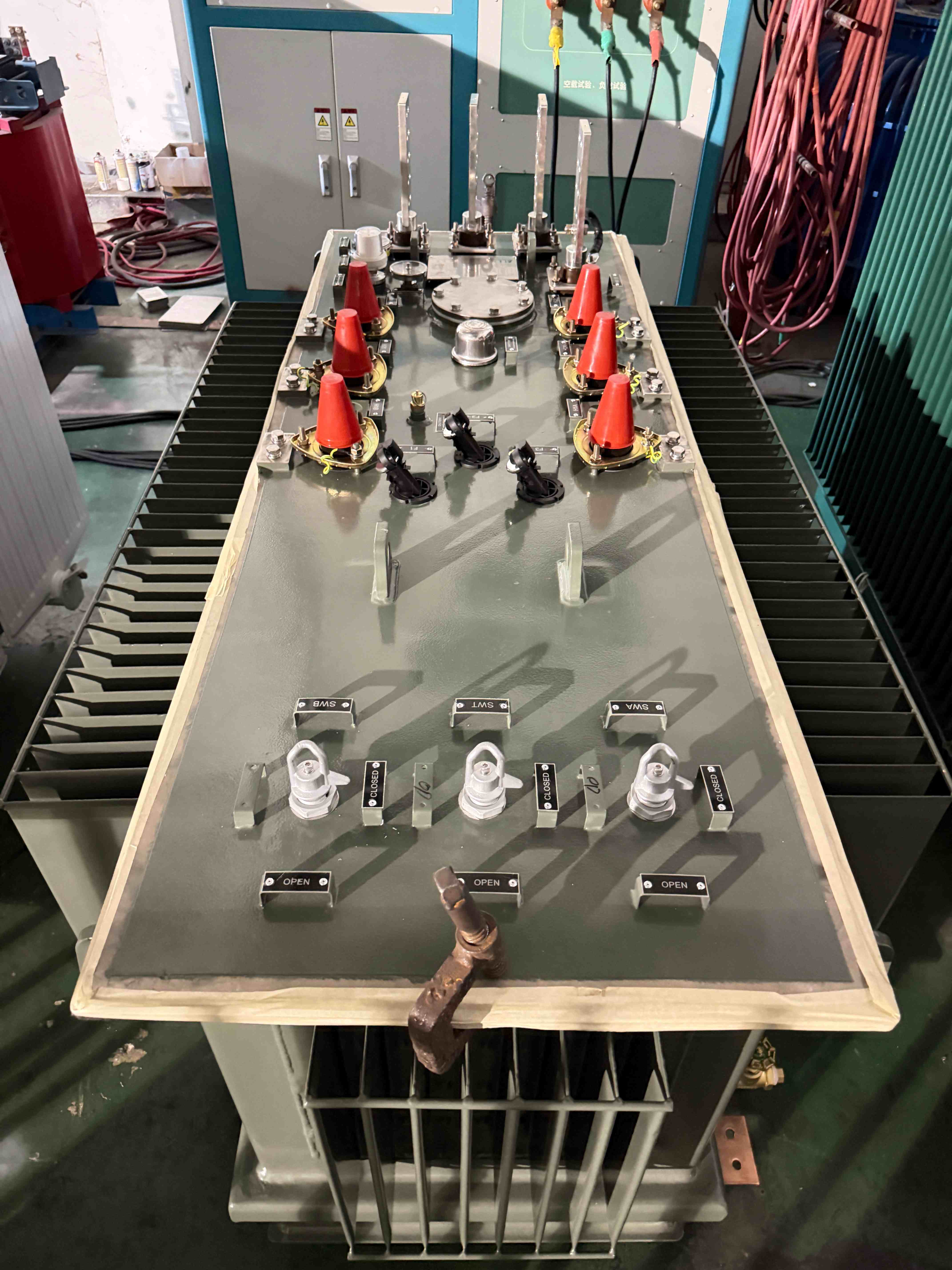 750kVA 3 Phase Underground Transformer 13.8kV to 208Y/120V ANSI/IEEE Standards For Commercial