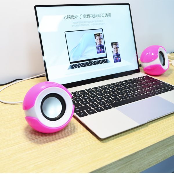 Haut-parleur de bureau USB compact avec haut-parleurs à 32 aimants et alimentation USB 5V Plug-and-Play en bleu et rose