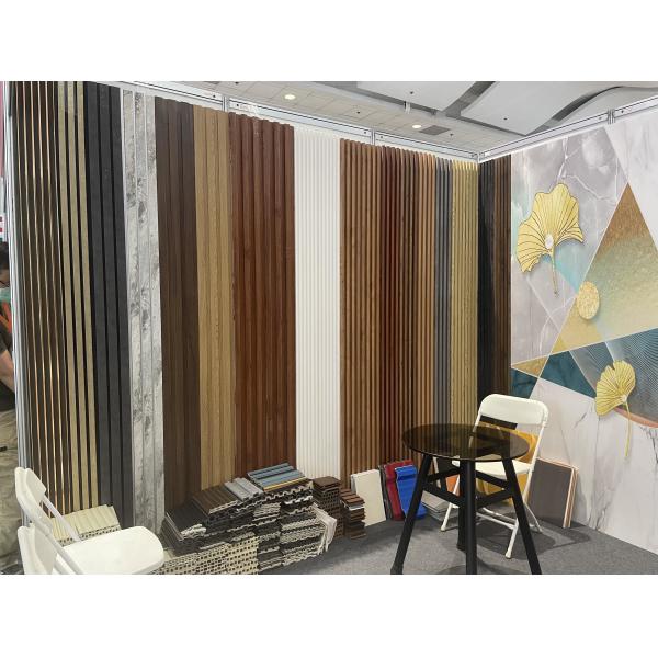 Panel de pared WPC laminado para interiores Diseños de grano de madera PVC paneles de pared Wpc para para decoración de interiores