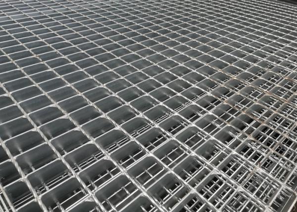 Port Unloading Thickened Platform Steel Grating Hot Dip Galvanized SGS Approved