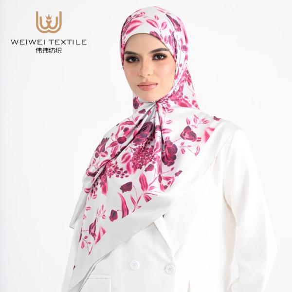 Factory Wholesale Summer Designer Satin Silk Hijab Malaysian Scarf Square Headscarf Print New Spring Sunscreen Shawl for Women