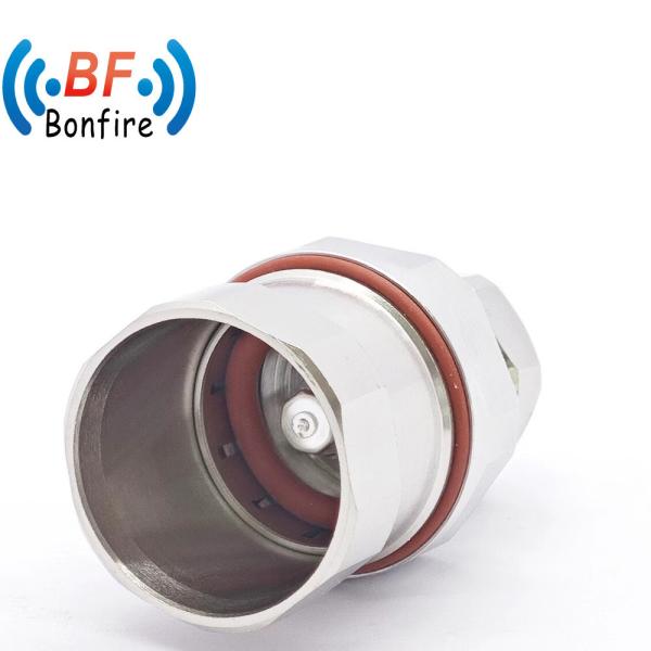 DC-3 GHz 200 W 1/2 Inch N Female Flexible Connector with Insertion Loss of 0.25 dB