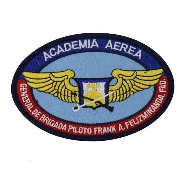 Roupa feita sob encomenda as etiquetas bordadas personalizadas etiquetam o fornecedor das etiquetas da tela bordada