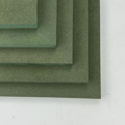 Placa de madeira MDF verde borda quadrada multiuso densidade 700-750kg/M3