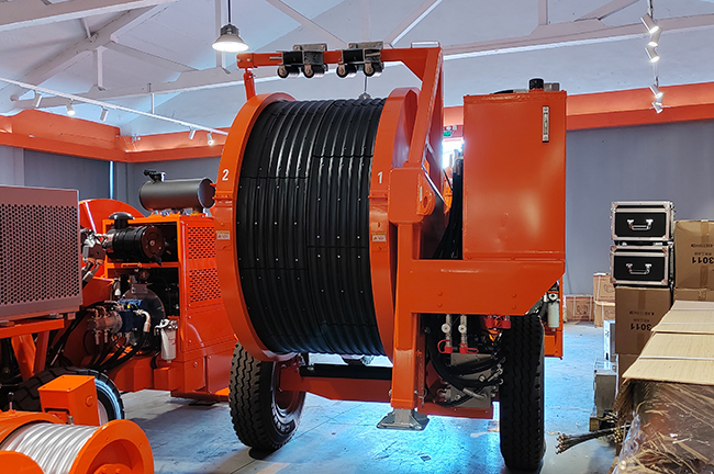 Transmission Line Stringing Equipment Hydraulic Cable Tensioner With Conductor Clamp