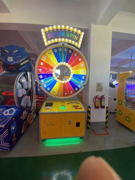 Popular promocional de entretenimento interior Super spin ganhar bilhete de resgate carnaval loteria arcade máquinas de jogo centro