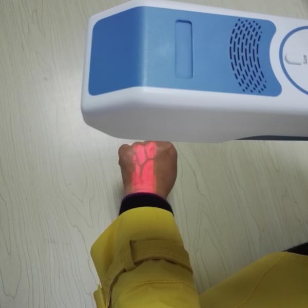 Handheld Portable Vein Finder Device For Nurses And Doctors With Special Light Source
