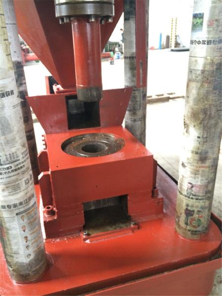 Máquina hidráulica semi automática da imprensa do carvão amassado para a microplaqueta do tanoeiro do metal