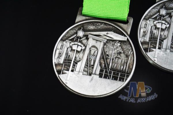3D Bespoke Design School Half Marathon Marathon Metal Award Medals Printed Ribbon