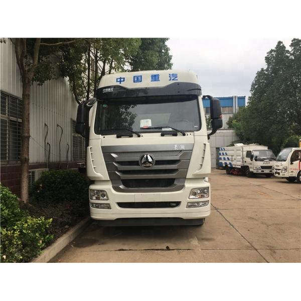 double cadre de 8x4 20 Ton Closed Van Truck avec HW50 la bride PTO ZZ1317N466GE1