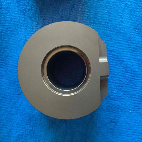 Customized Size Silicon Carbide Sliding Bearing With 1650℃ Max Temperature And Corrosion Resistance For Harsh Environments