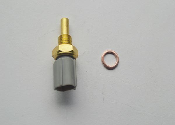 Ford / Mazda Car Water Temperature Sensor 89422-20010 / 96062513 / 89422-35010
