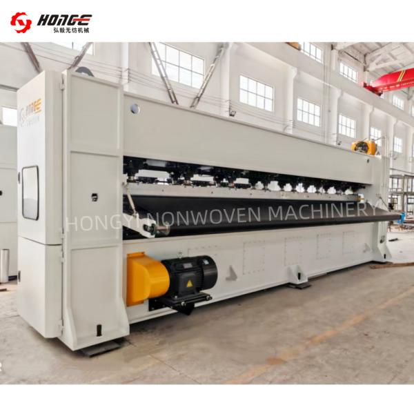 PP / PET Needle Punched Fabric Making Machine 5.5m Middle Speed