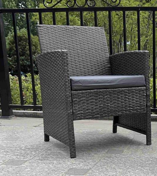 Resistente a intempéries 4pcs Outdoor Rattan Sofa Set/ Wicker Garden Furniture Mesa de café e cadeiras de rotão para piscina