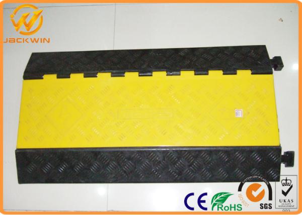 Recycling Rubber Base Yellow Cover 5 Channel Cable Cover Ramp Wire Protection 900*500*50mm