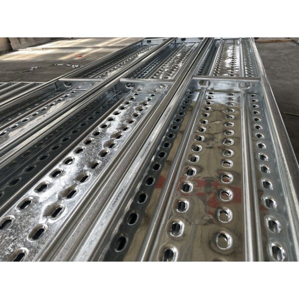 Galvanized Steel Scaffolding Plank Springboard Corrosion Resistant Customizable Size