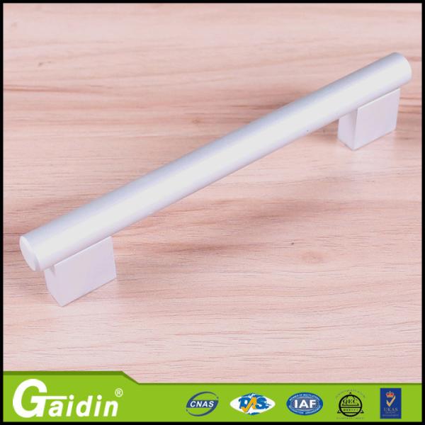 Canton Fair Best Selling aluminum cabinet door handle
