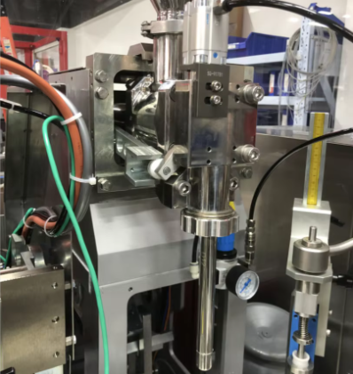 Hot Sale Automatic Plastic Tube Filling and Sealing for Gel Ointment Toothpaste Tube Filling Machine