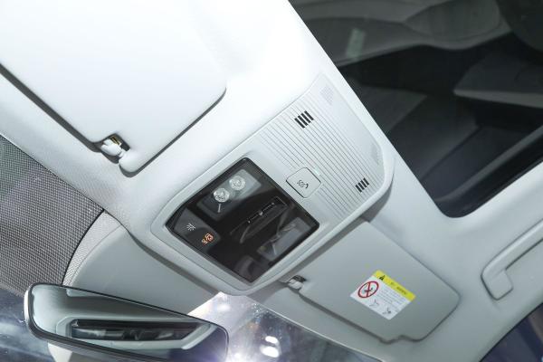2022 ID6X Crozz Pro Prime Electric Car 6 or 7 Seats 100% Electric VW Auto ID.6 Energy Vehicles with 132kW Maximum Power