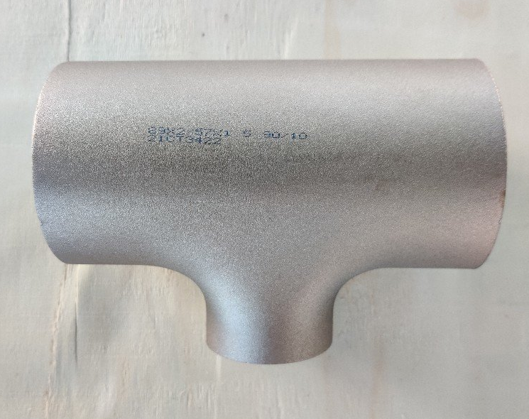 Тройник CuNi цели UNS C71500 SMLS DN 200x100 9010 3 штуцеров сварки встык х 2.5mm