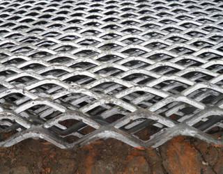 Working Platform Expanded Metal Mesh Sheets 2mm-50mm Stamping Weave
