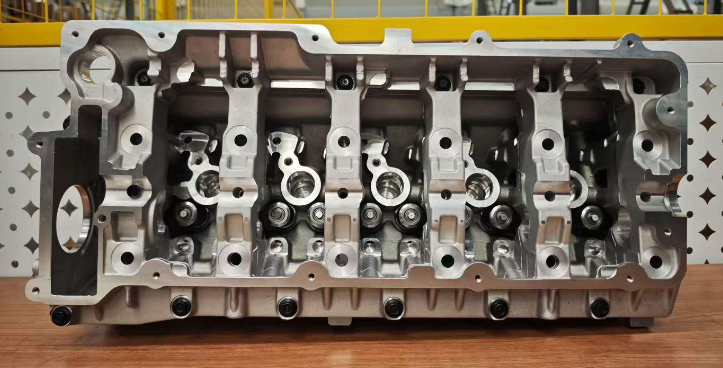 Aluminium Engine Cylinder Head for Land Rover Discovery TD5 LDF500170