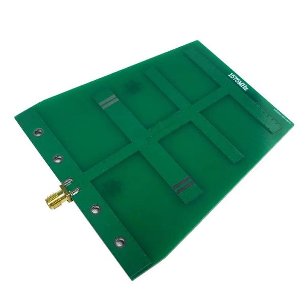Single Board pCB Directional Anti Drone Antenna 1.5G 11dBi For Lora Communication