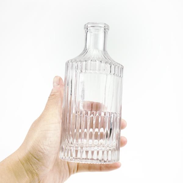 Accptable Frosted Spirits Wine Glass Bottle with Cork Round Vertical Stripes 250ml 500ml