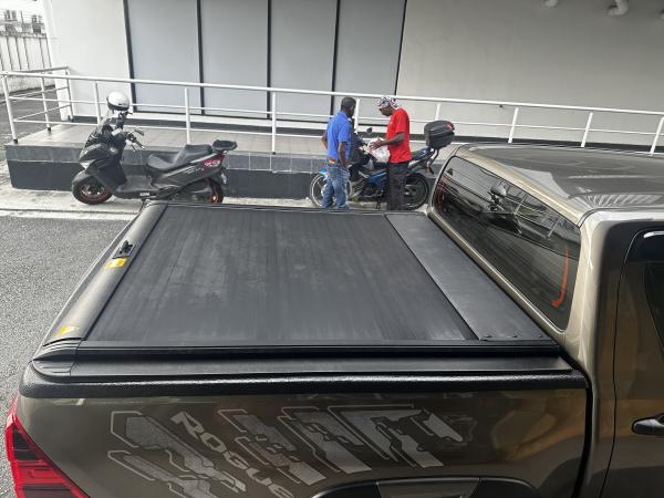 Powder Coated 4X4 Accessories Pickup Truck Bed Cover for Toyota Hilux Revo Double Cab