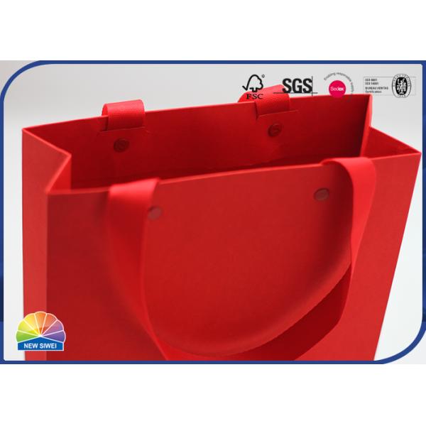 Бумажный мешок пакета подарка фестиваля Нового Года красный подгонял штемпелевать золота