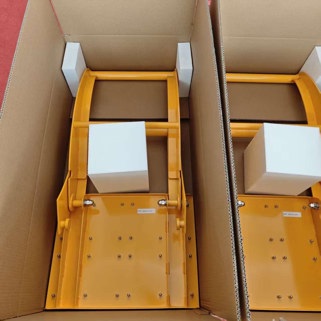 13.4kg Lightweight Foldable Vehicle Security Barrier with Electrostatic Powder Coating for Portable Traffic Control