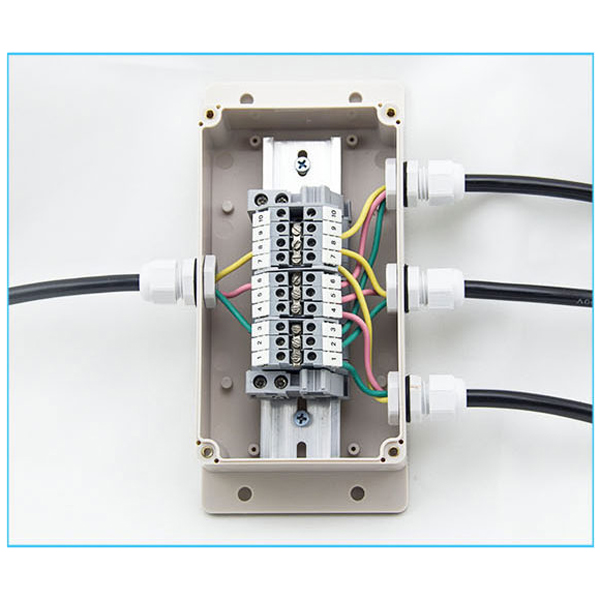 CCTV Camera Monitor Cable Distribution Junction Box 158*90*60mm Waterproof  Wall Mount With Connectors