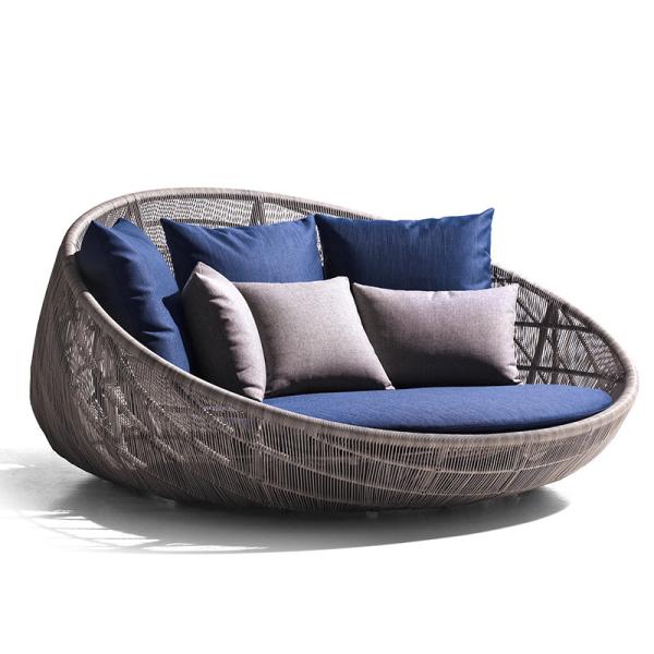 Customized Color Pool Garden Lounge Round Coffee Bed Outdoor Furniture Rattan Metal Best