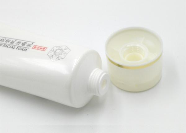 Facial Cleanser Plastic Cosmetic Tubes Multi Layers With Cylindrical Shape Screw PP Cap