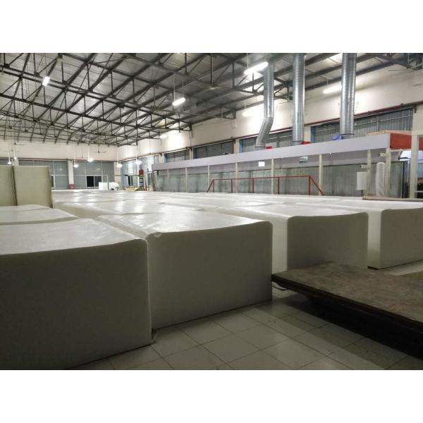 Polyurethane Multi Sponges Low Pressure Foam Machine Fully Automatic Efficient