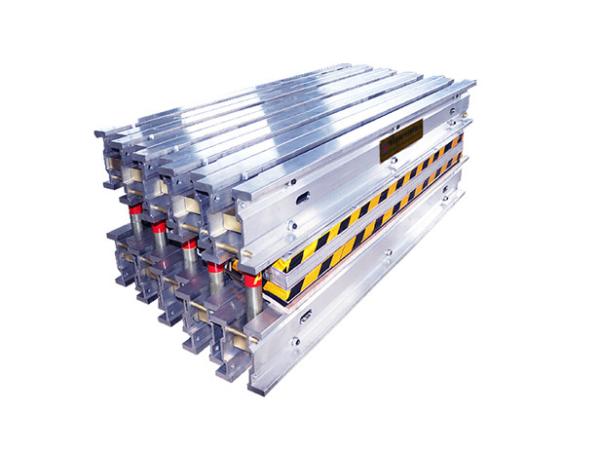 Electric Heating Conveyor Belt Vulcanizer Fast Cooling  0 - 2.5 MPa Pressure