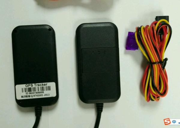 Black Small auto gps tracker device for motorcycle With Mileage statistics