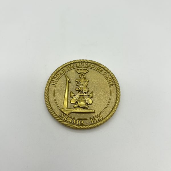 Zinc alloy challenge coins with customizable sizes plating colors and artwork perfect for marathons sports school and souvenir purposes