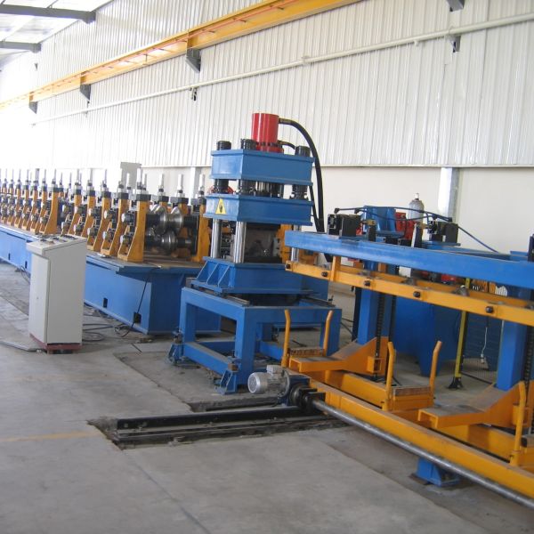 W Shape 2 And 3 Waves Highway Guardrail Steel Plate Roll Forming Machine Cold Rolling Mill