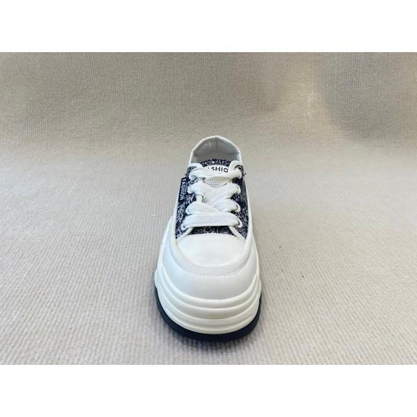 Chinese style embroidery low-top women casual sport lightweight comfortable round head