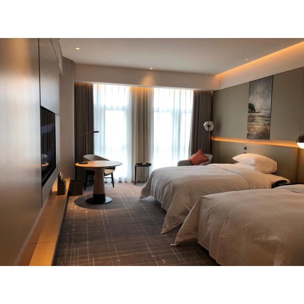 Iso14001 Modern Style Hotel Bedroom Furnitures Includes Twin Beds And Bedside Cabinet