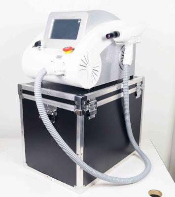 Nd Yag Q Switched Laser Tattoo Removal Machine 1064nm 532nm 1320nm