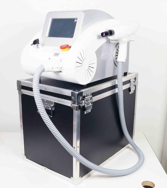 Nd Yag Q Switched Laser Tattoo Removal Machine 1064nm 532nm 1320nm
